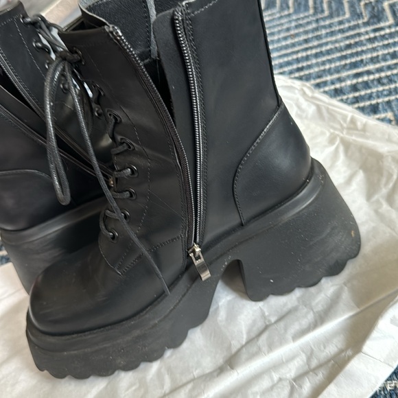 Combat side zip chunky boot size 38 - Picture 2 of 4